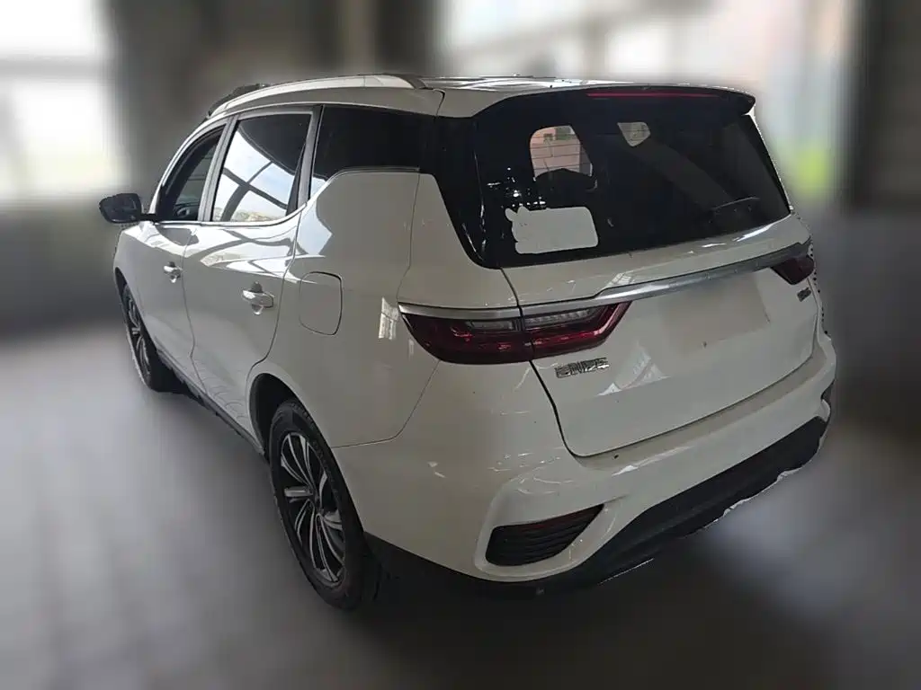 Geely Vision X6 — миниатюра 7