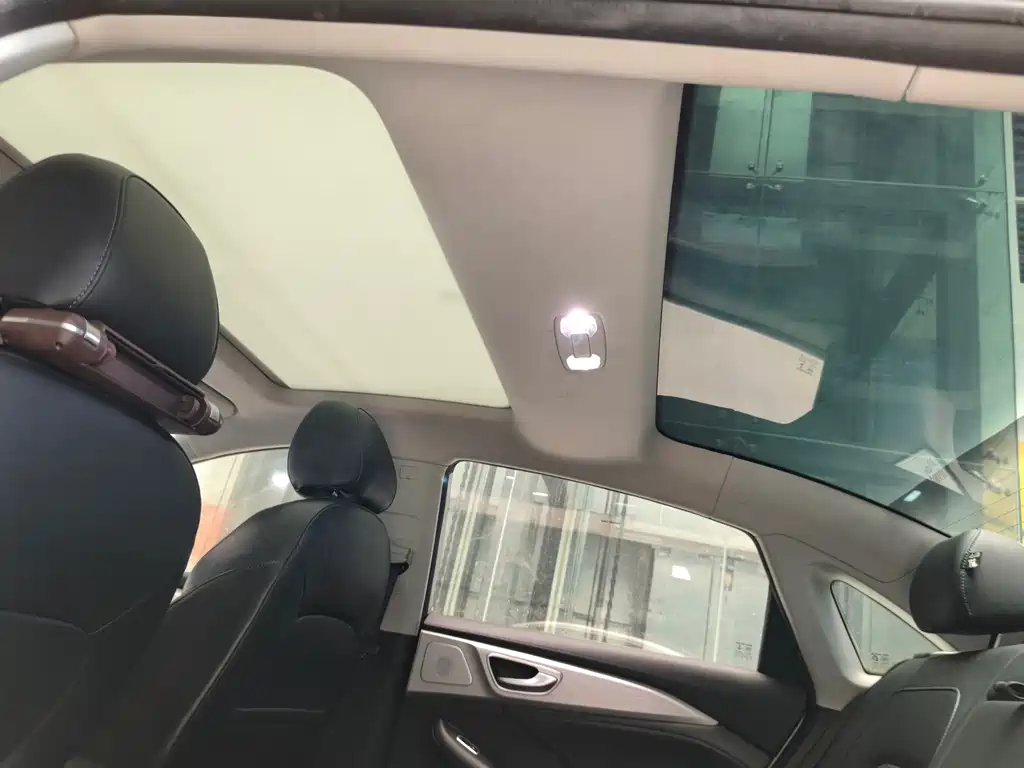 Roewe Feifan ER6 — миниатюра 19