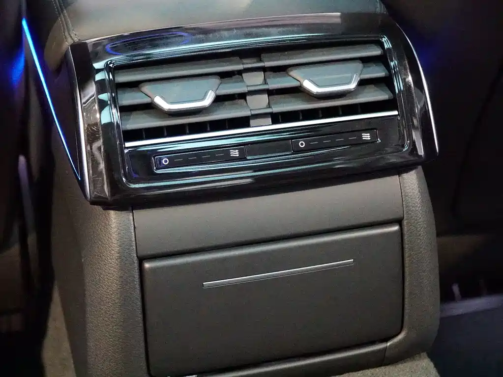 Audi A8 — миниатюра 12