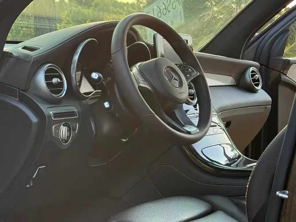 Mercedes-Benz GLC — миниатюра 5
