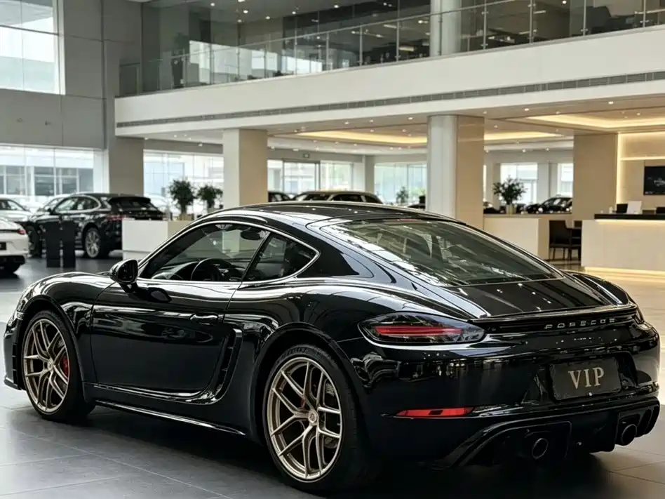 Porsche 718 2020 Cayman 2.0T