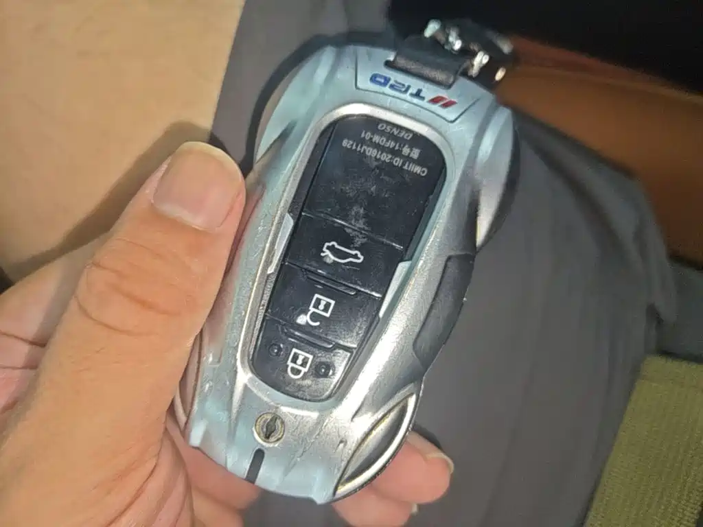 Toyota Camry — миниатюра 9