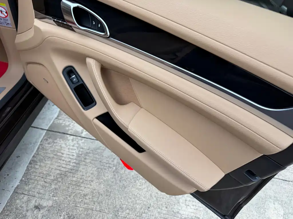 Porsche Panamera — миниатюра 25