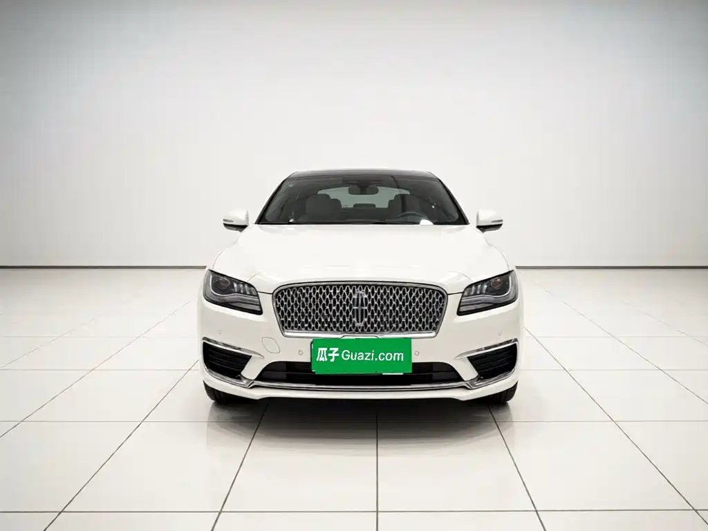 Lincoln MKZ — миниатюра 2