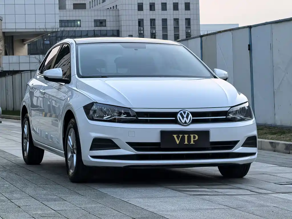 Volkswagen Polo 2021 Plus 1.5L AT