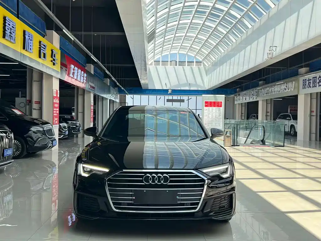 Audi A6L 2022 40 TFSI Luxury