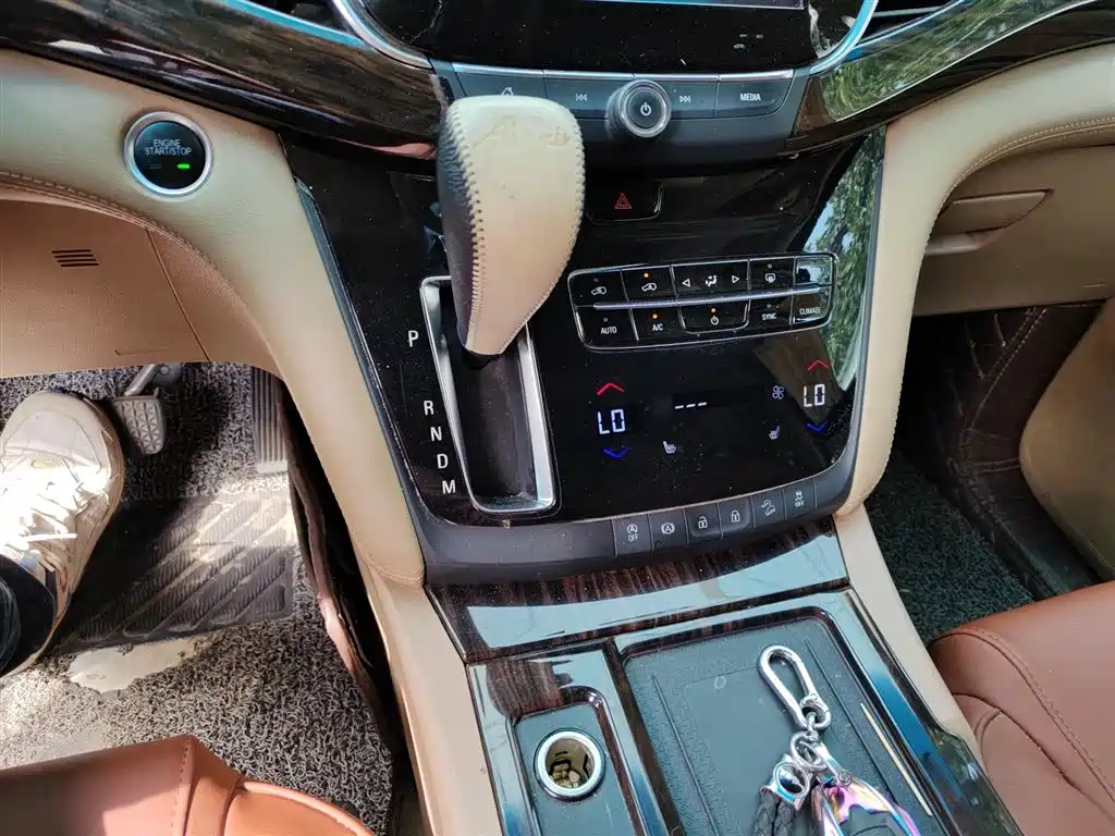 Buick GL8 2018 ES 28T Luxury VI