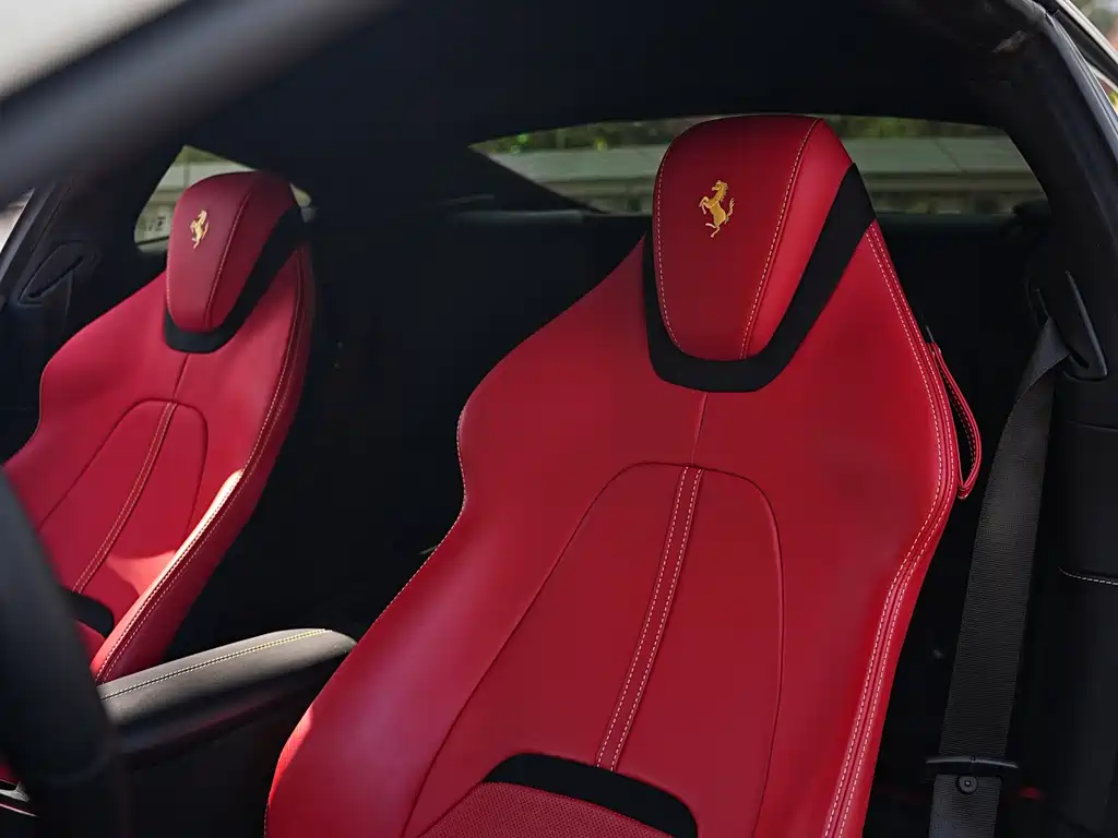 Ferrari Roma — миниатюра 11