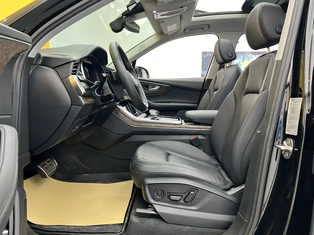 Audi Q7 — миниатюра 22