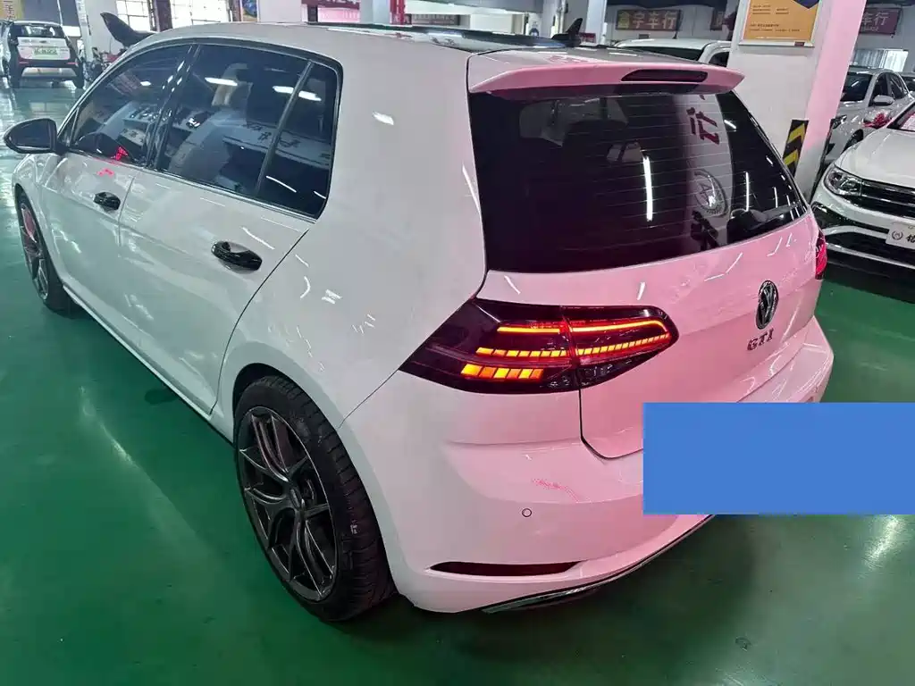 Volkswagen Golf — миниатюра 7