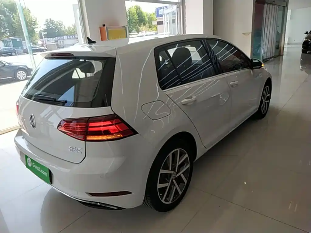 Volkswagen Golf — миниатюра 7