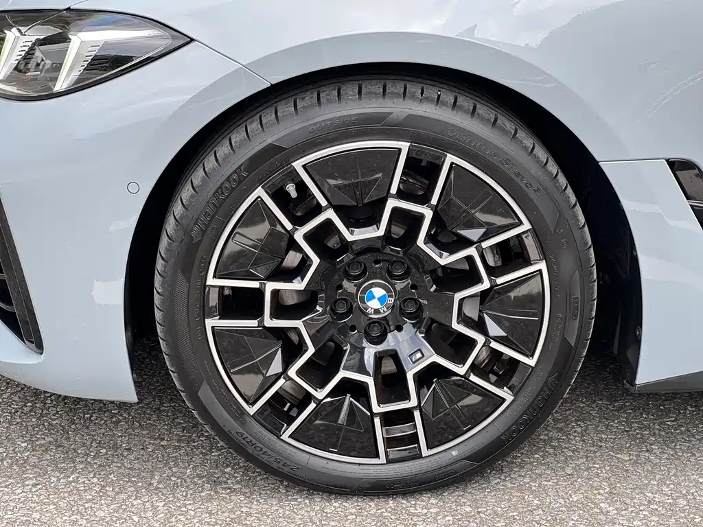 BMW 4 Series — миниатюра 16