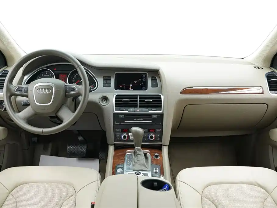Audi Q7 2010 3.6 FSI quattro