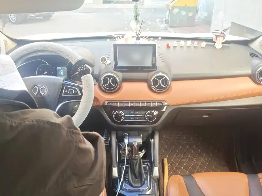 BAIC Senova X35 — миниатюра 12