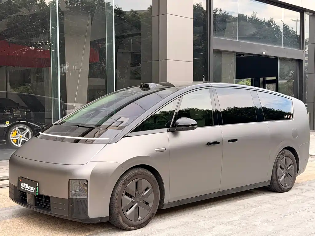 Li Auto MEGA