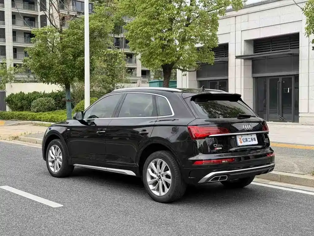 Audi Q5L 2022 40T Luxury