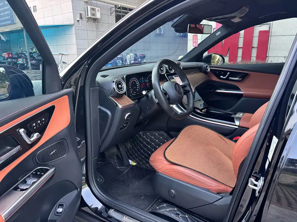 Mercedes-Benz GLC — миниатюра 3