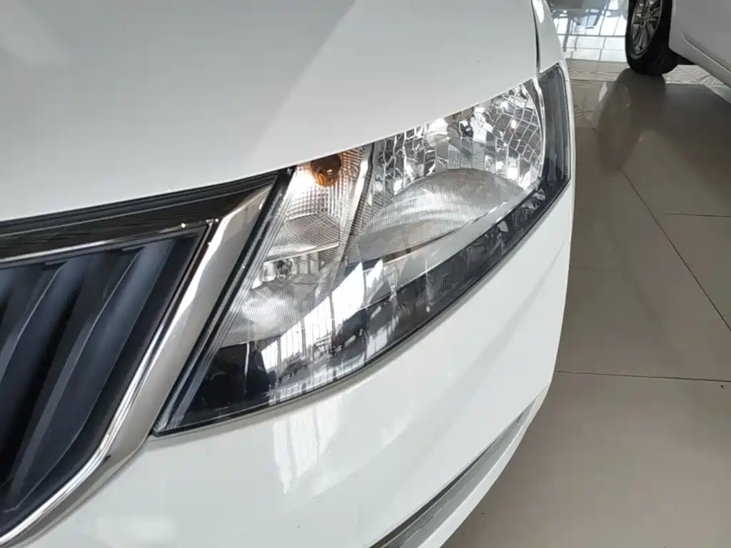 Skoda Rapid Spaceback — миниатюра 24