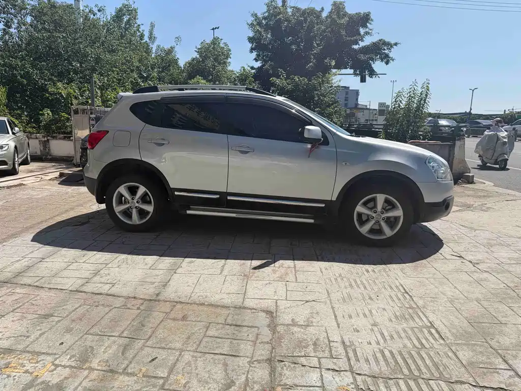 Nissan Qashqai — миниатюра 4