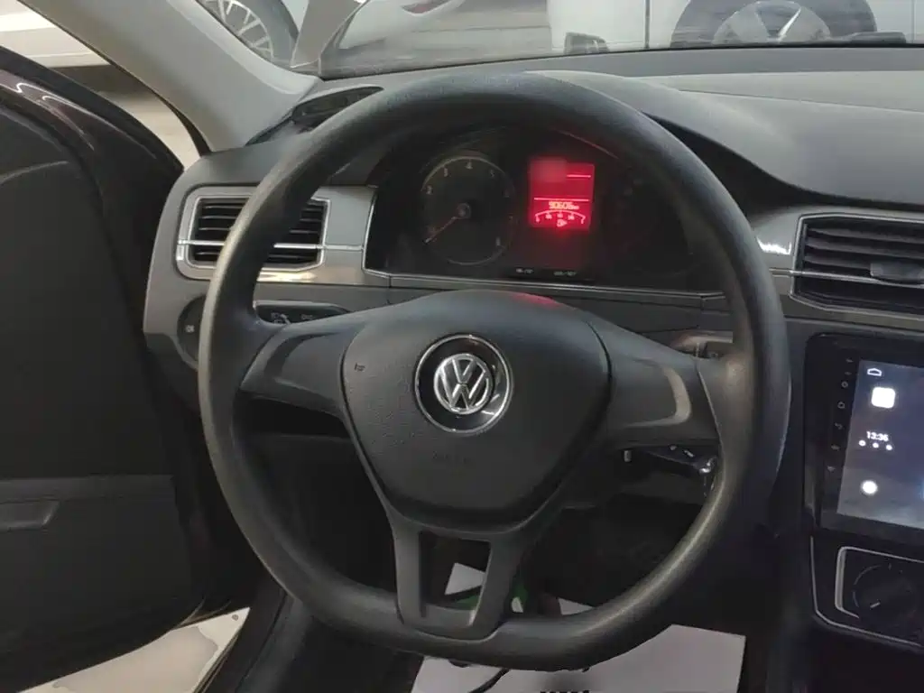 Volkswagen Santana — миниатюра 11