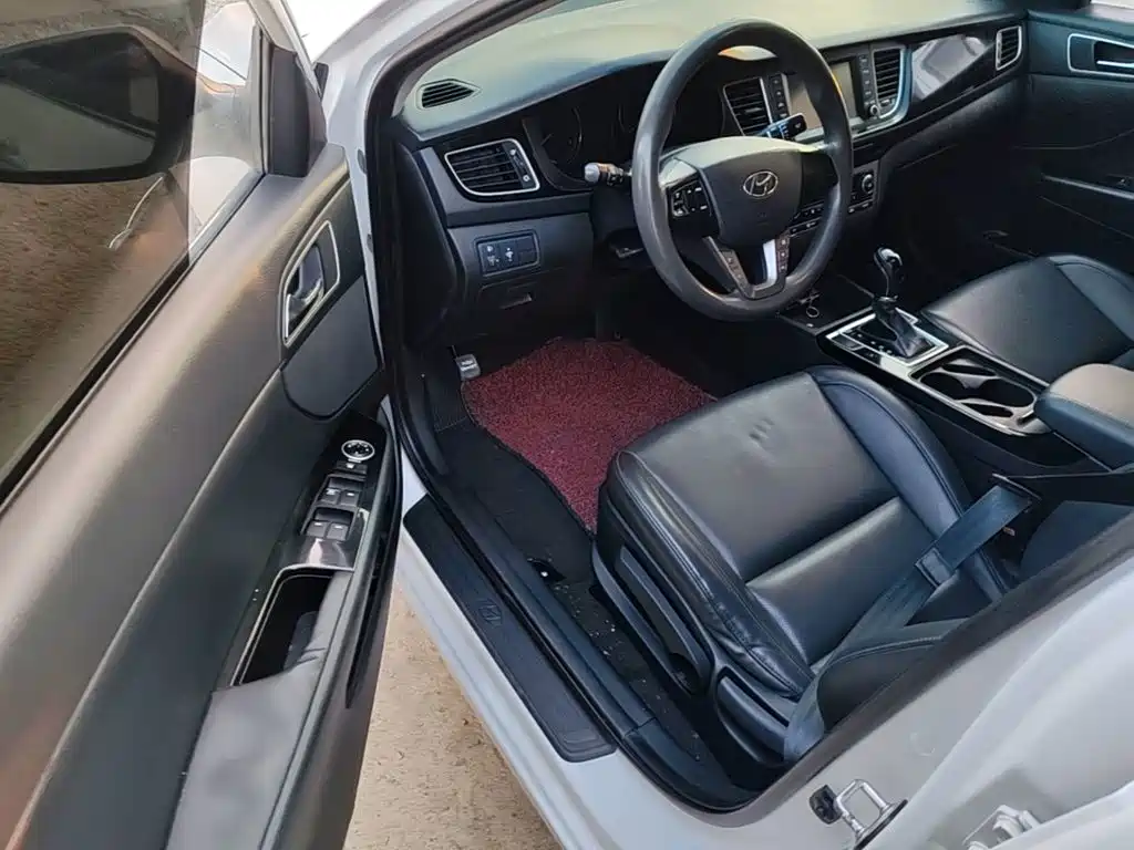 Hyundai Mistra — миниатюра 16