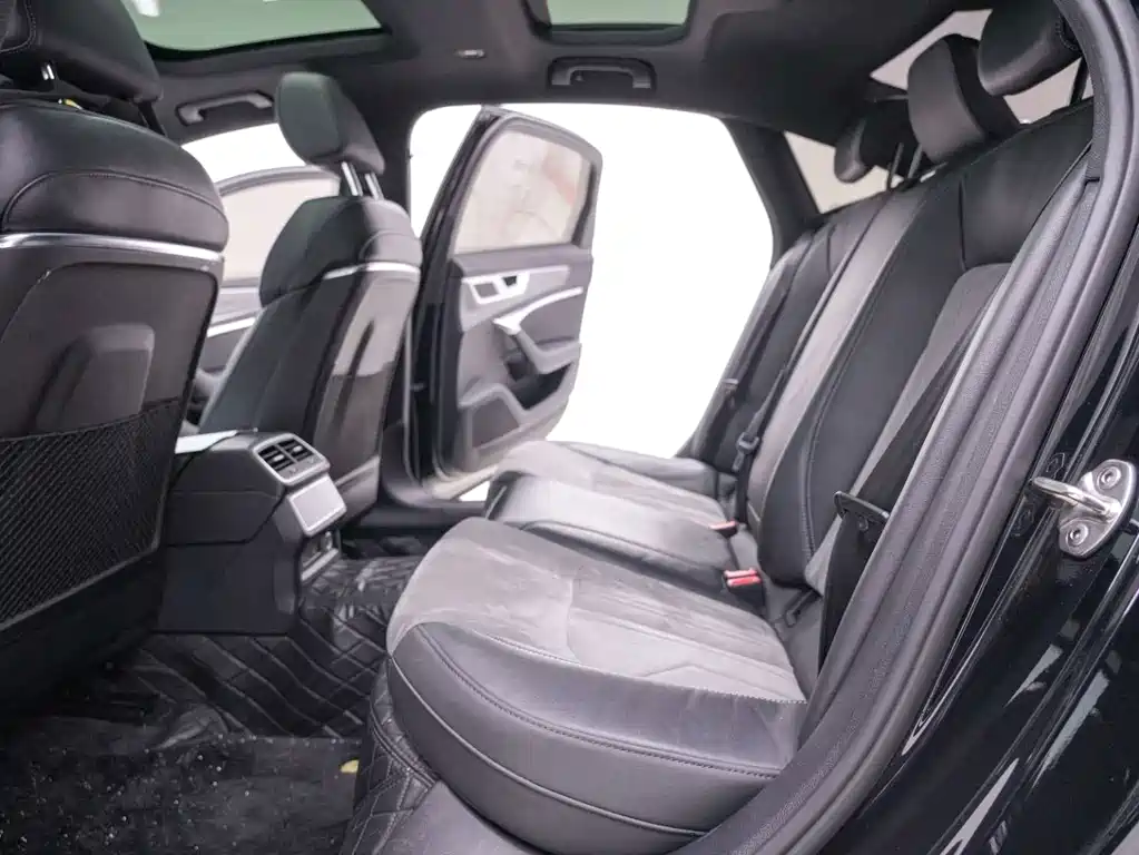 Audi A6L — миниатюра 25