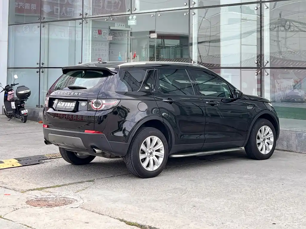 Land Rover Discovery Sport — миниатюра 4
