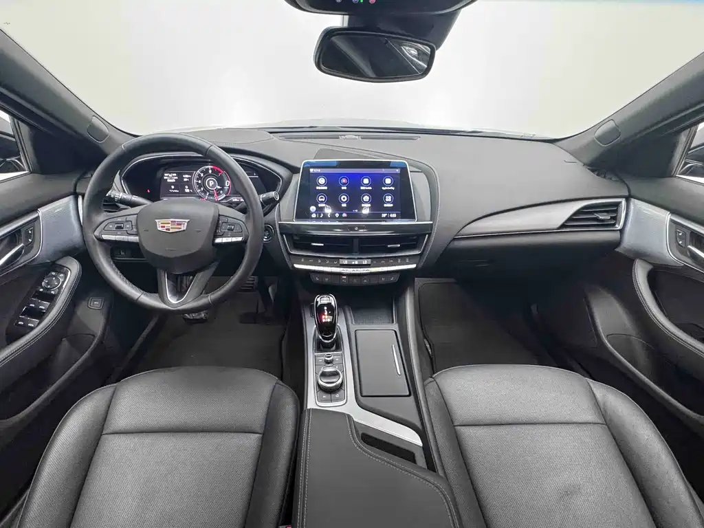 Cadillac CT5 — миниатюра 10