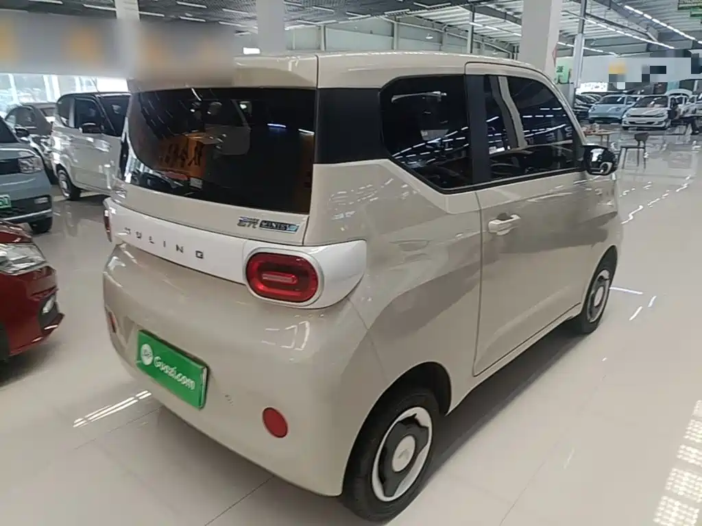 Wuling MINIEV — миниатюра 7