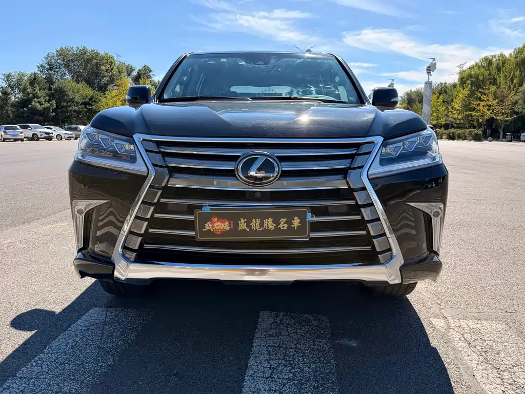 Lexus LX — миниатюра 2