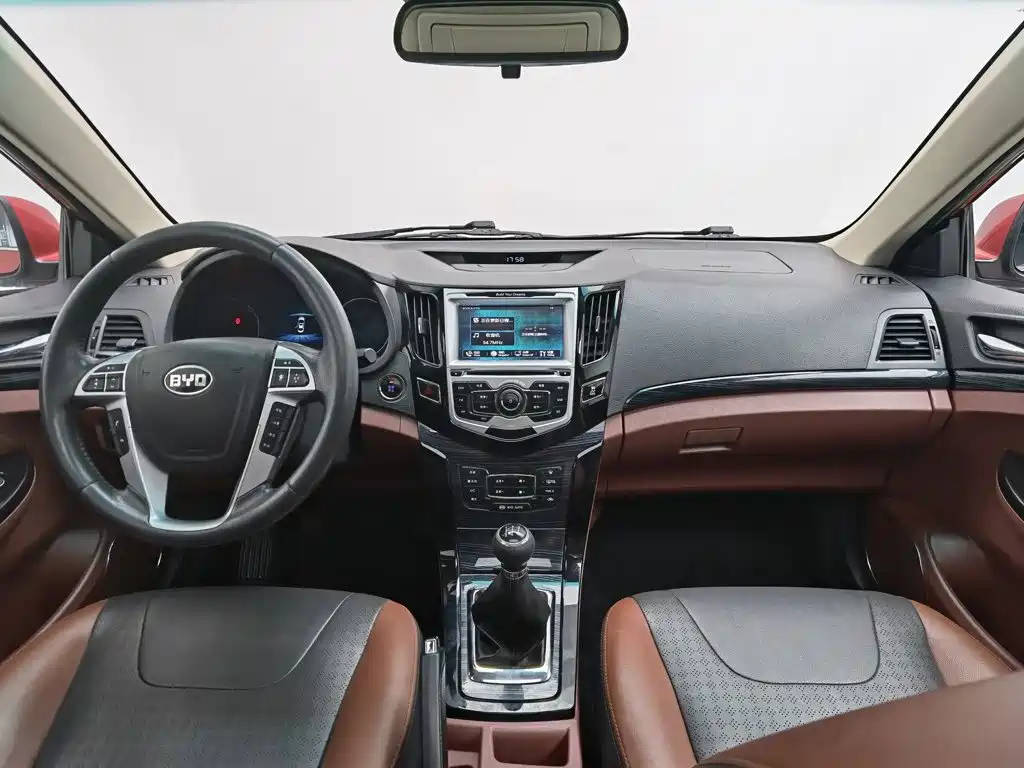 BYD Surui — миниатюра 5