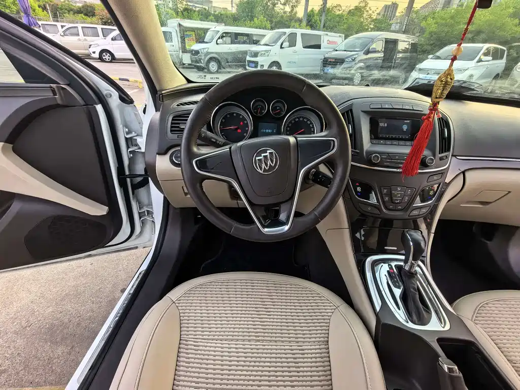 Buick Regal — миниатюра 7