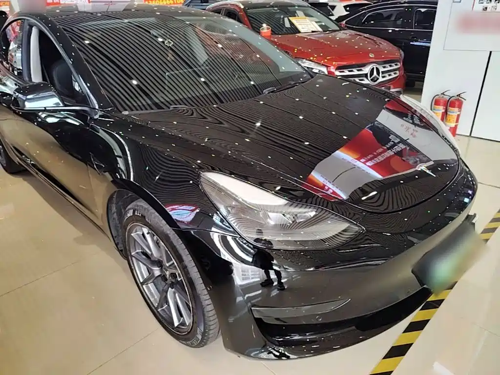 Tesla Model 3 — миниатюра 4