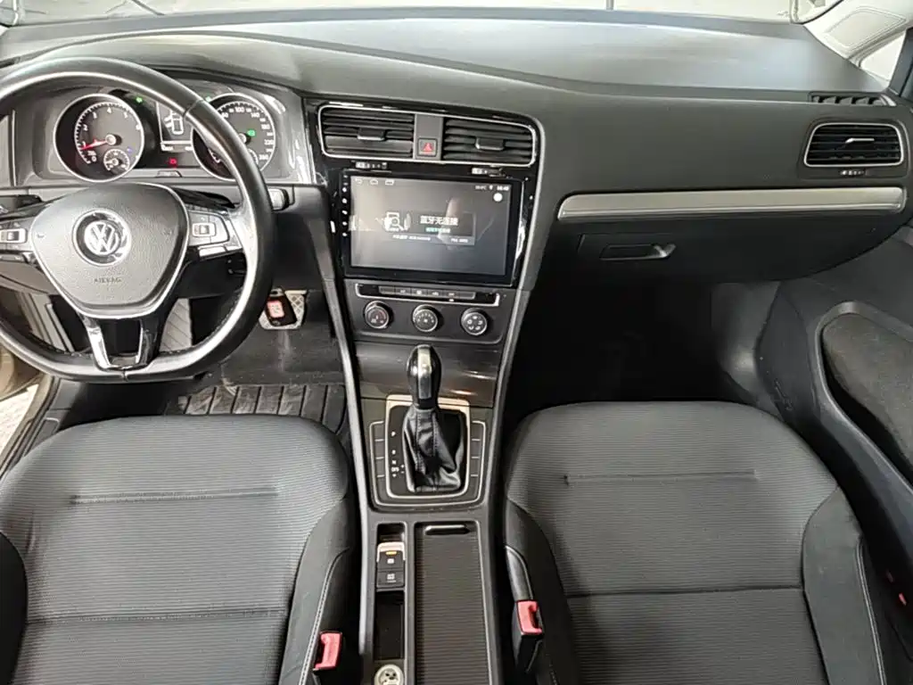 Volkswagen Golf — миниатюра 13