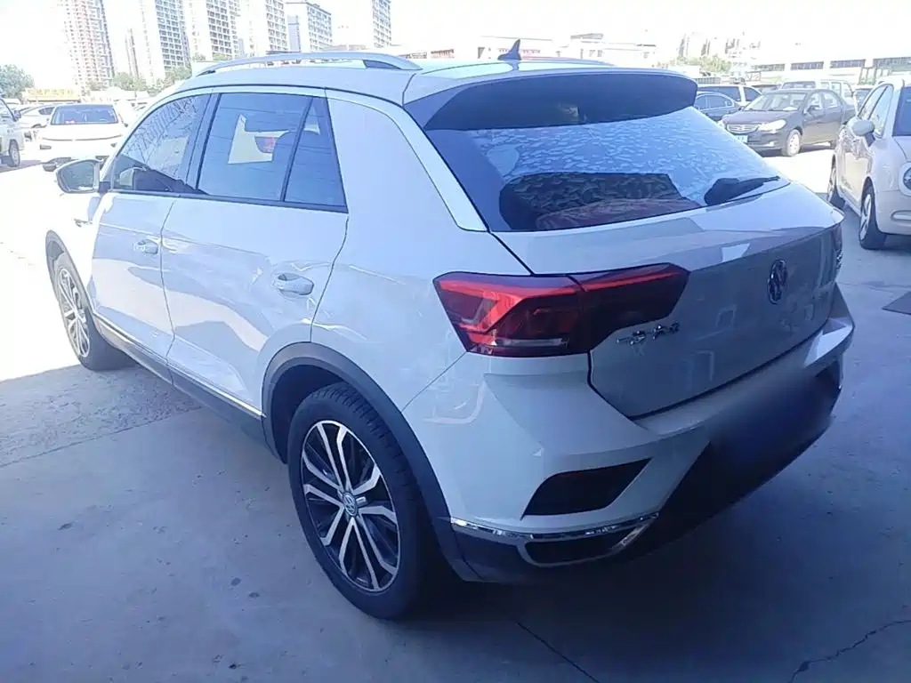 Volkswagen T-Roc — миниатюра 5
