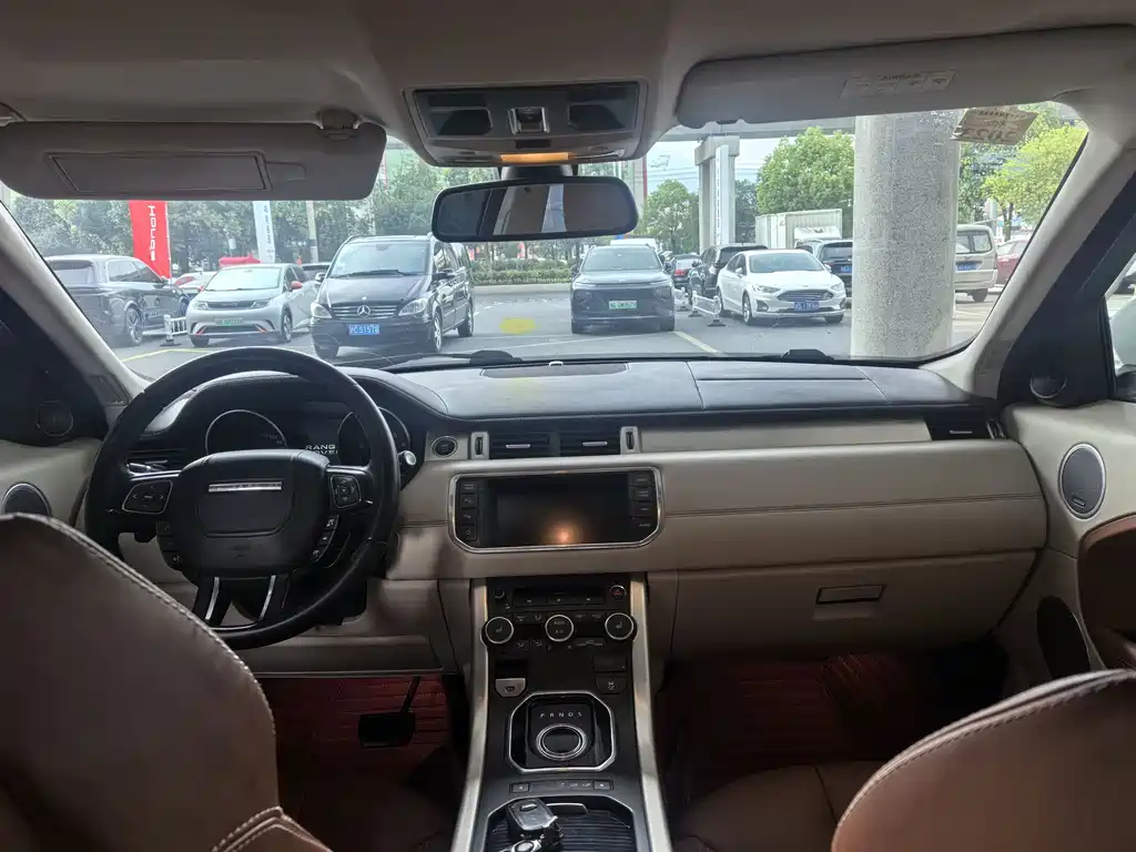Land Rover Evoque (Import) — миниатюра 6