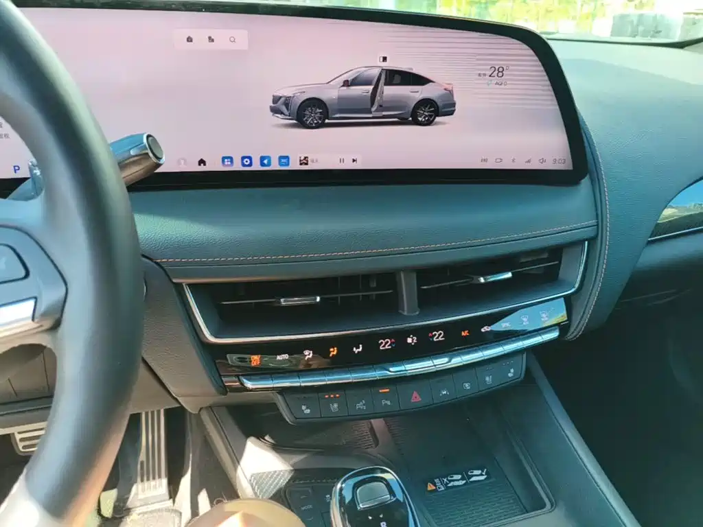 Cadillac CT5 — миниатюра 18