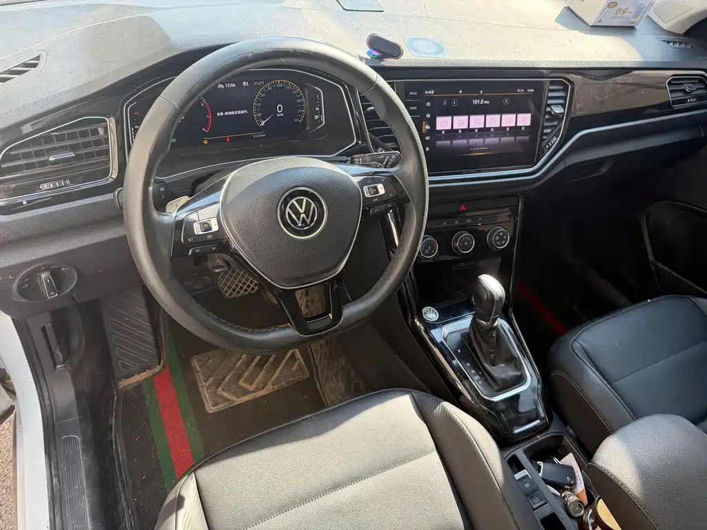 Volkswagen T-Roc — миниатюра 5