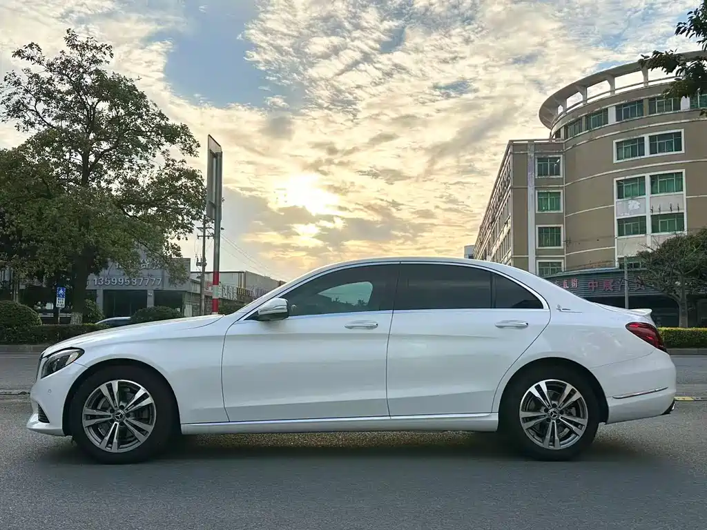 Mercedes-Benz C-Class C 2015 C 200 L