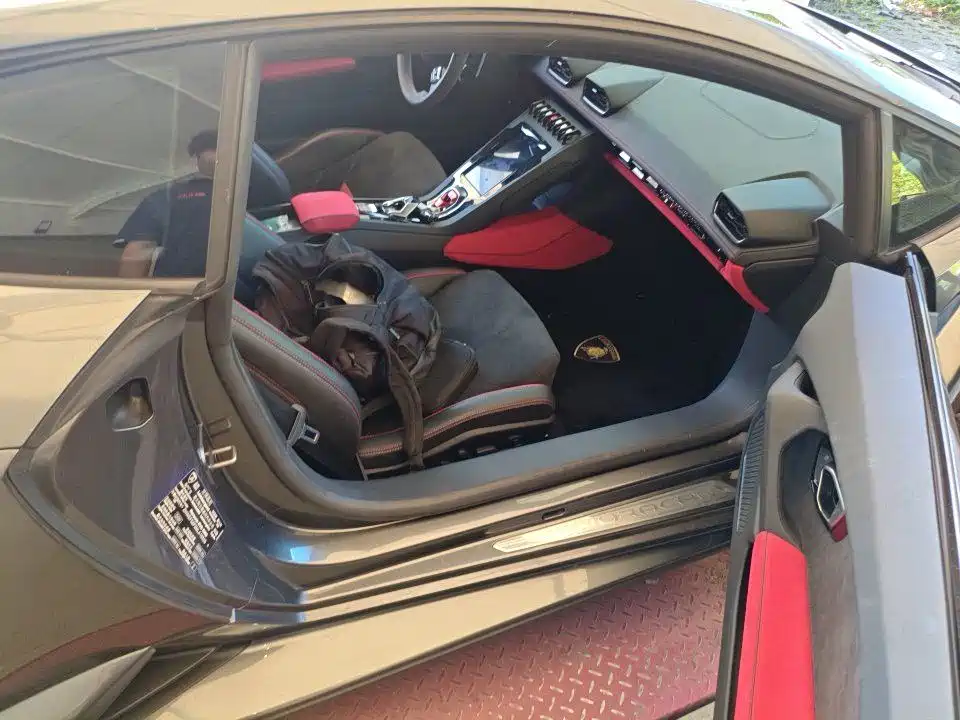 Lamborghini Huracán — миниатюра 9