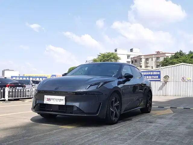 LYNK  &CO. 07 EM P 2024