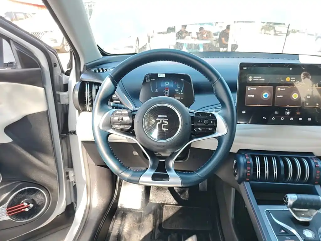 BYD Yuan Plus — миниатюра 11