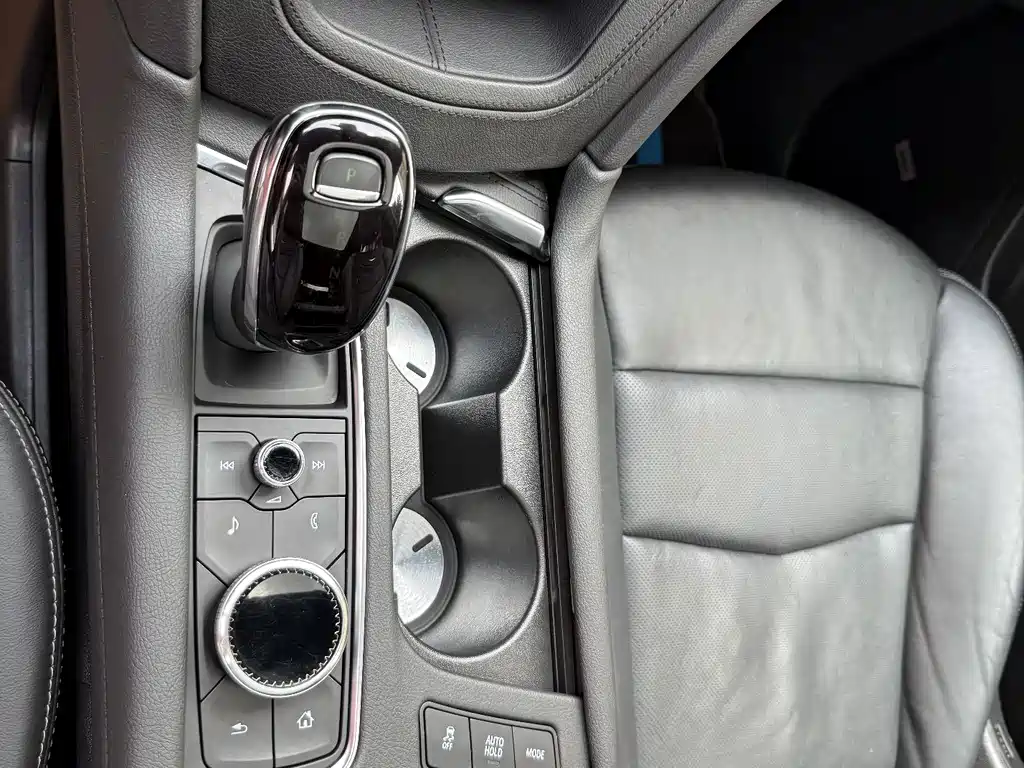 Cadillac XT5 — миниатюра 18