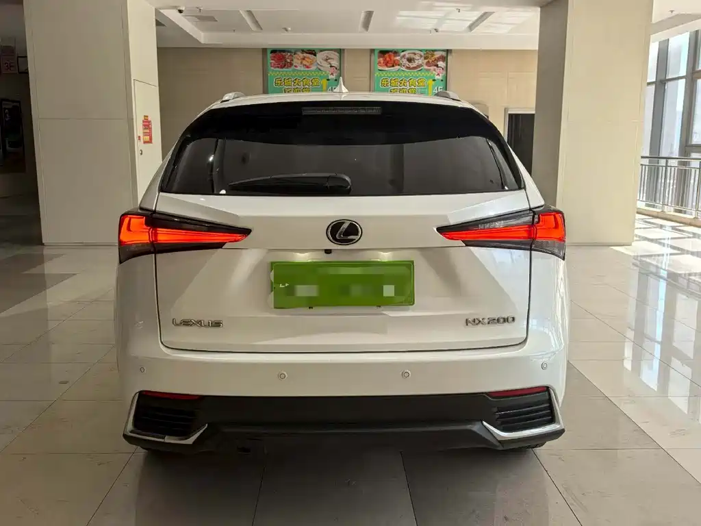 LEXUS NX