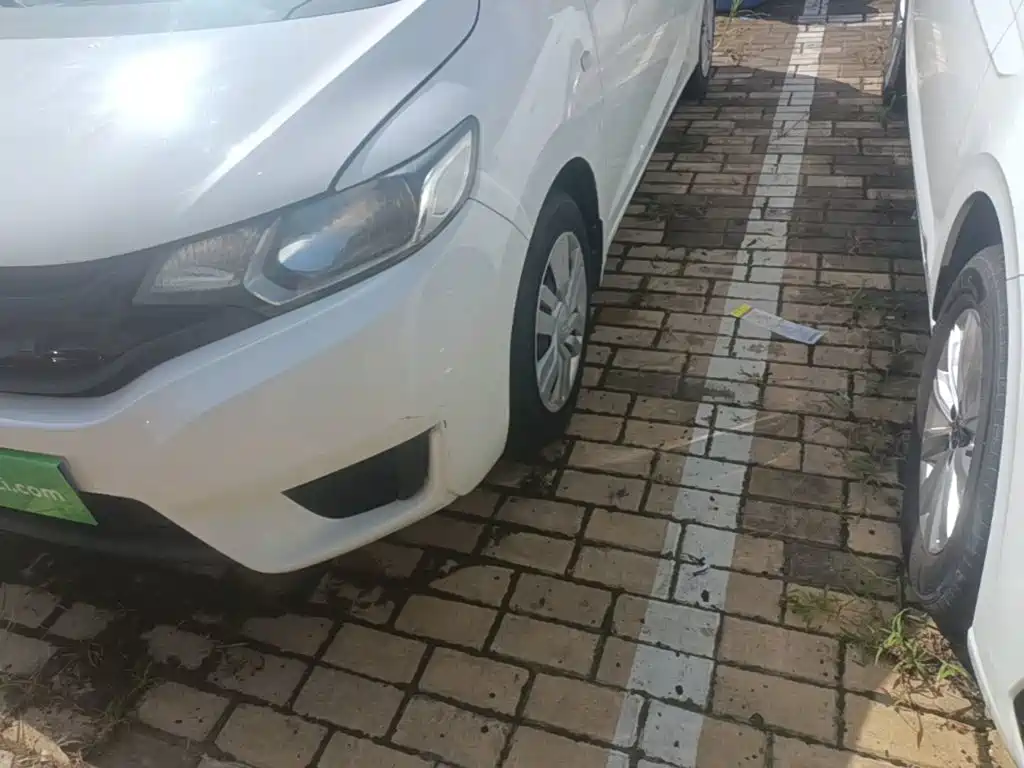 Honda Fit — миниатюра 23