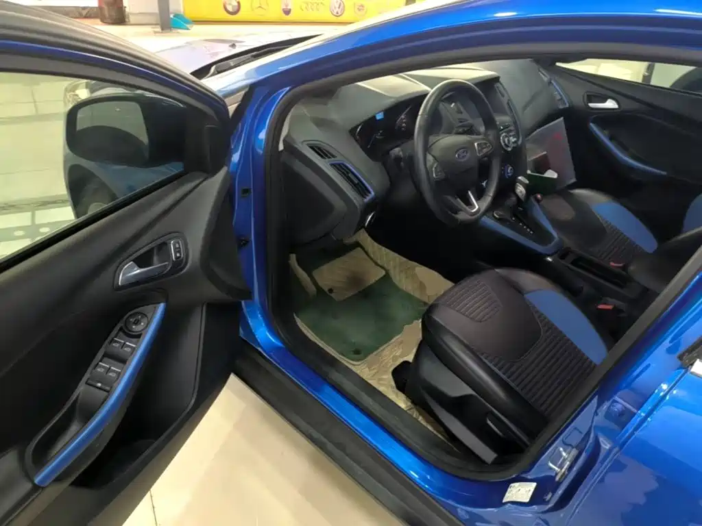 Ford Focus — миниатюра 16
