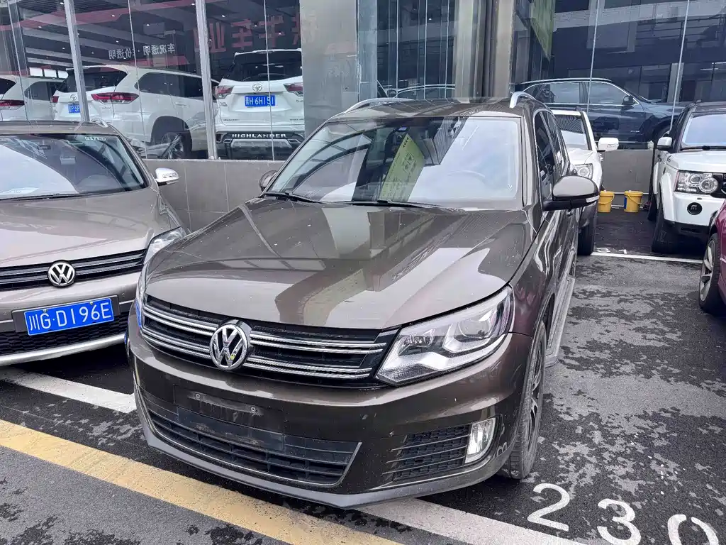 Volkswagen Tiguan — миниатюра 2