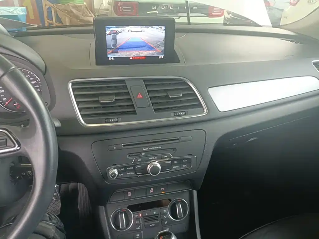 Audi Q3 — миниатюра 13