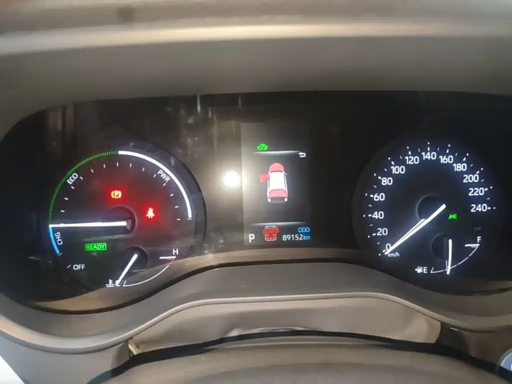 Toyota Granvia — миниатюра 12
