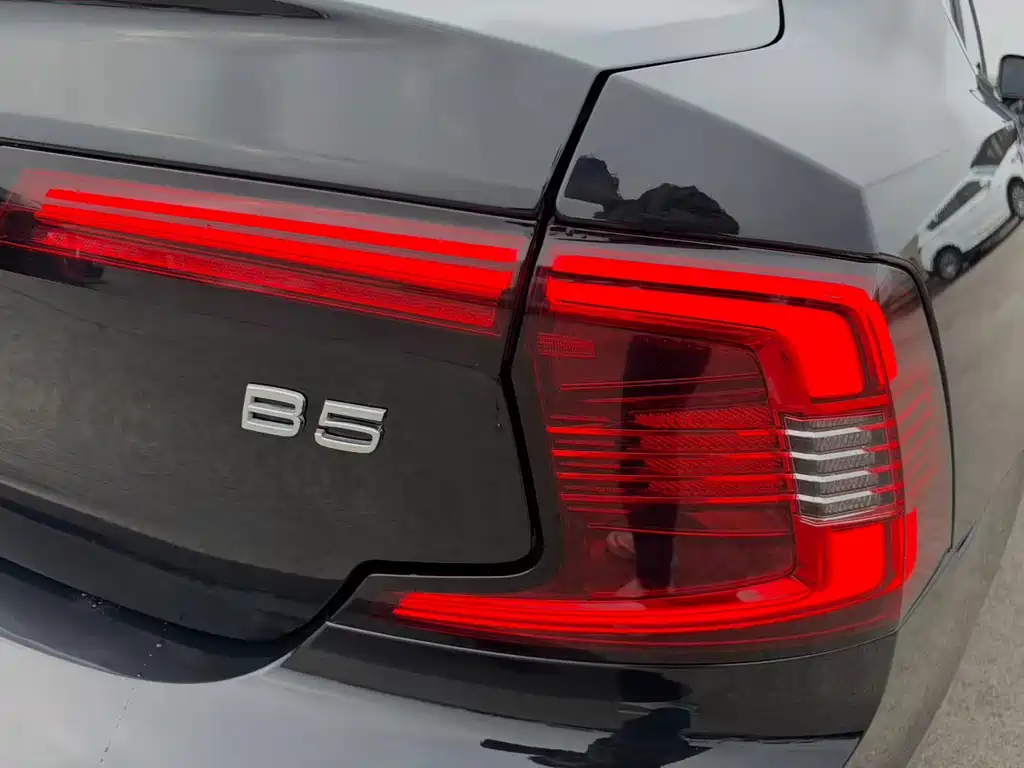 Volvo S90 — миниатюра 17